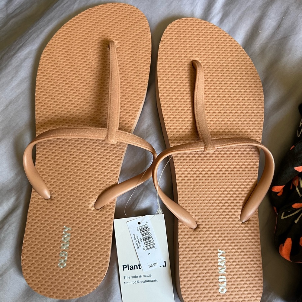 Brand new with tag old navy flip flops